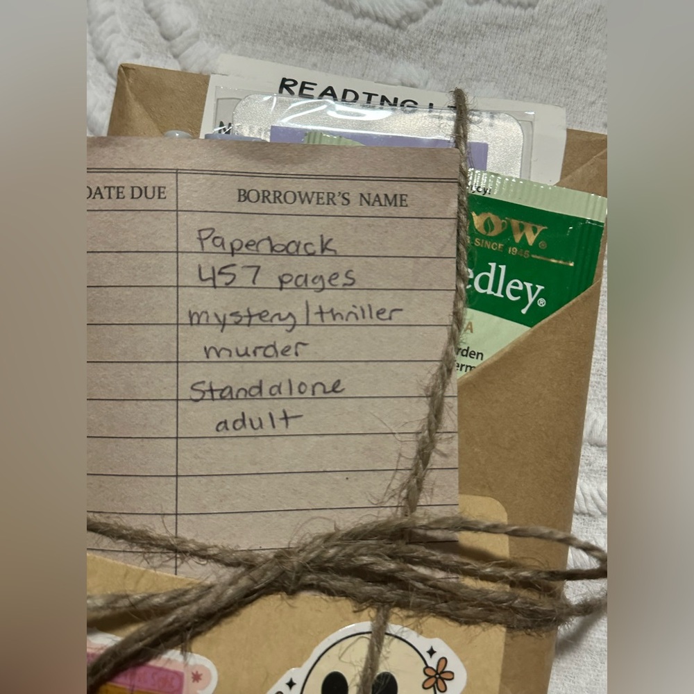 Blind Date with a book! Mystery Thriller Paperback Book - Picture 2 of 3